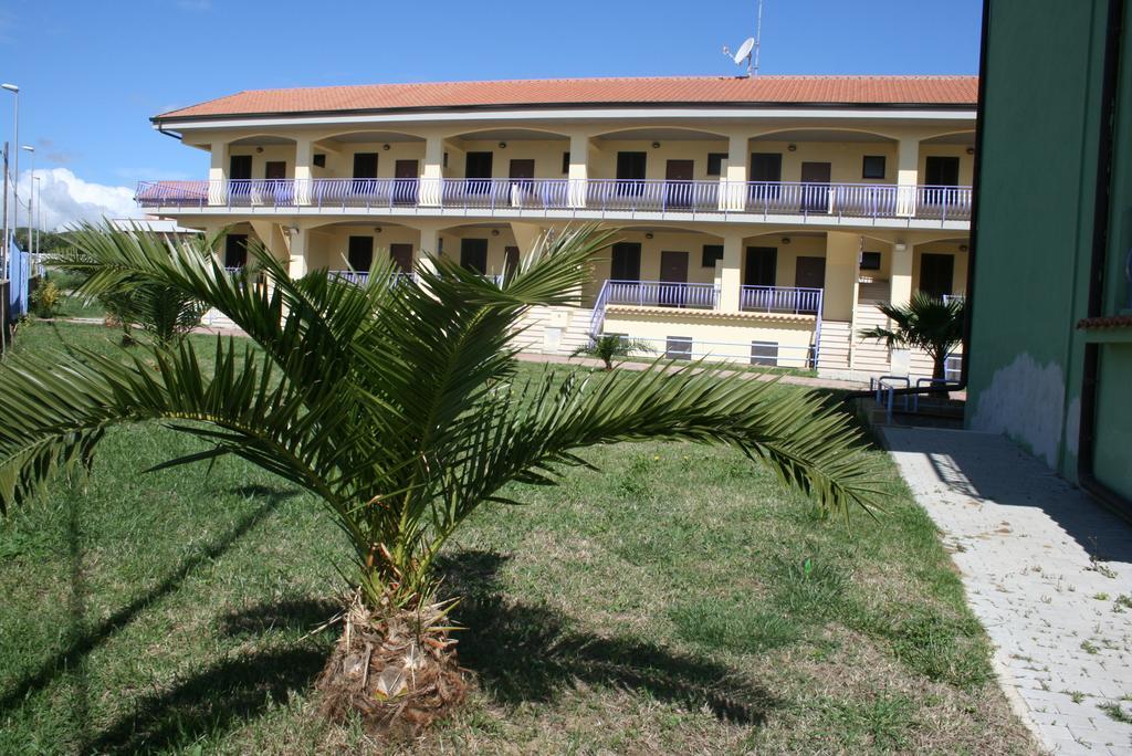 Baia Dei Canonici Apart otel Villaggio Le Rocelle Dış mekan fotoğraf