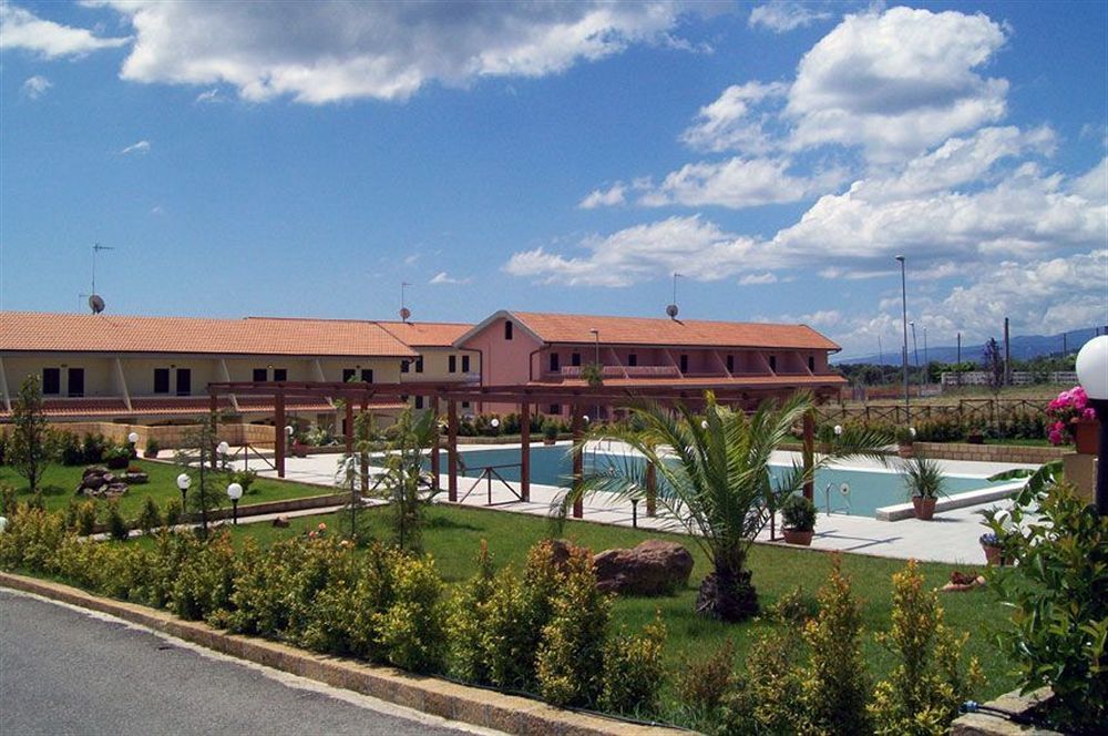 Baia Dei Canonici Apart otel Villaggio Le Rocelle Dış mekan fotoğraf